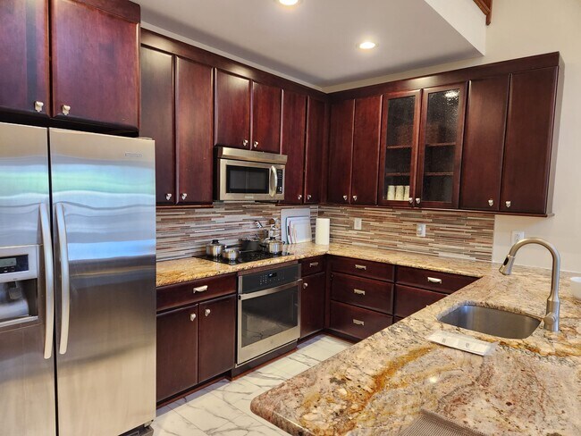 Photo - 1116 K St SE