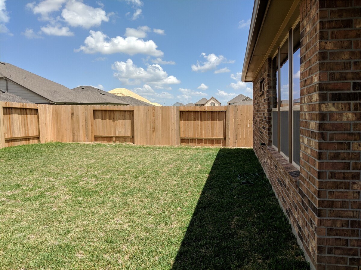 Photo - 5211 Ivory Glass Dr