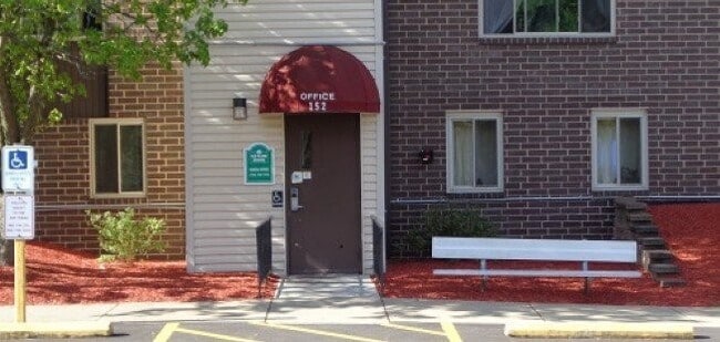 Photo - 152 Old Plank Rd