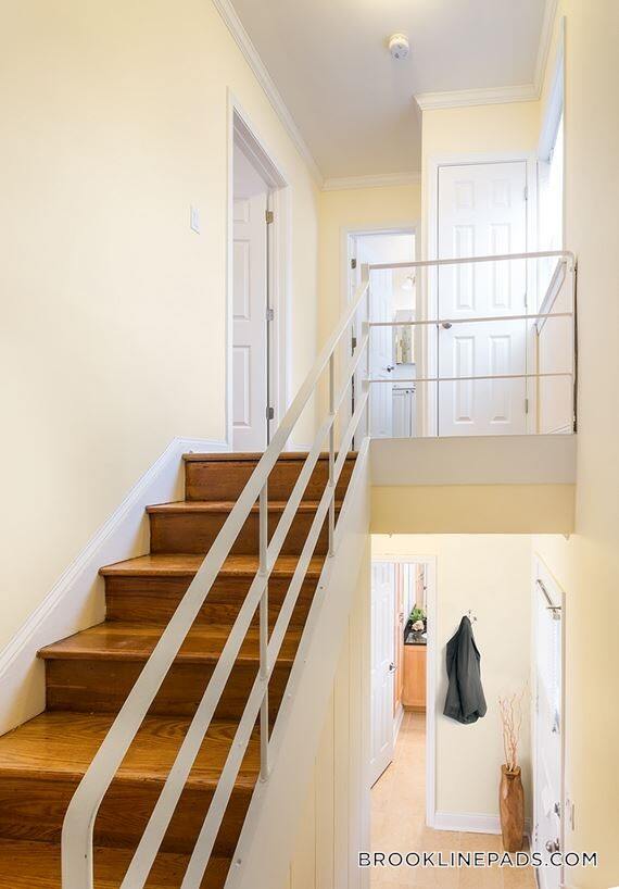 Photo - 274 Independence Dr