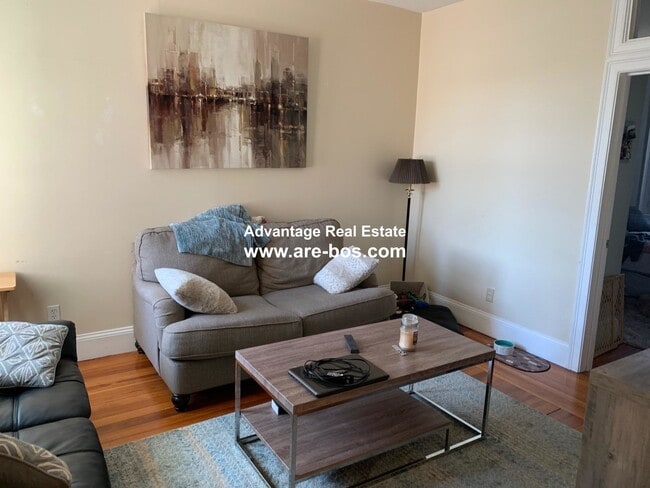 Photo - 206 Chestnut Hill Ave Unidad 6