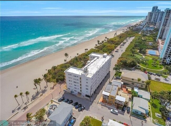 Directly on Beach - 901 S Surf Rd Unit 201