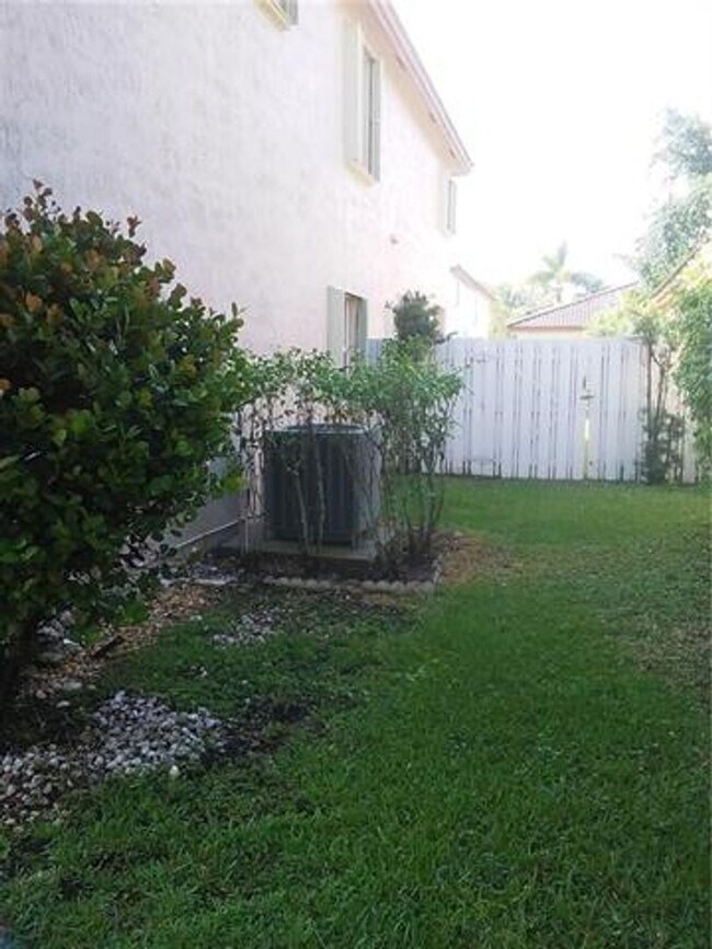 Photo - 19250 NW 12th Manor