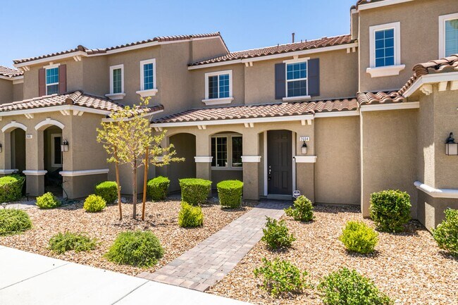 Photo - Bright & Spacious 3-Bedroom Home in Inspirada
