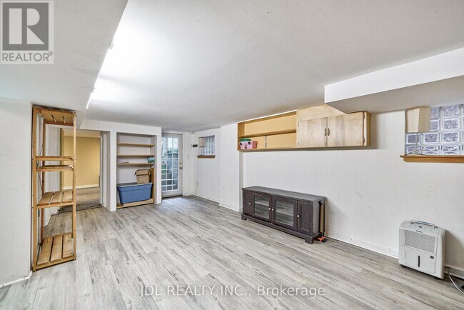 Photo - 150 Banff Rd