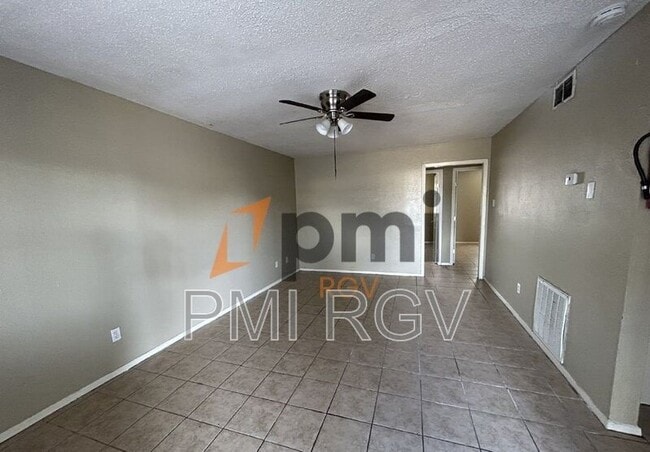 Photo - 1608 Norma Ln Unit 3