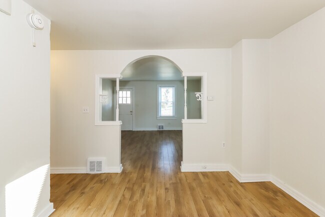 Photo - 3113 Offutt Rd