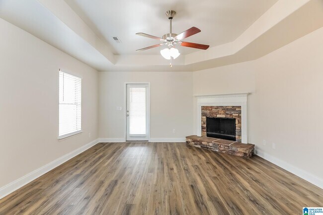 Photo - 1055 Clover Ave