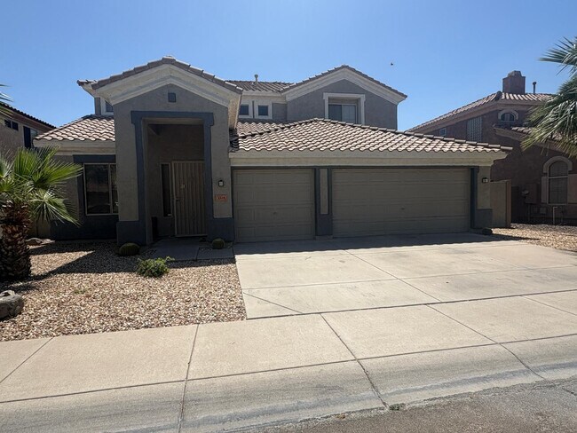 Photo - 2245 E Detroit St