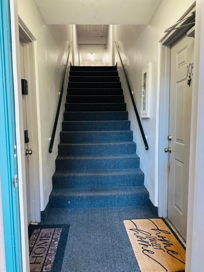 Photo - 9875 Pineapple Tree Dr Unidad 205