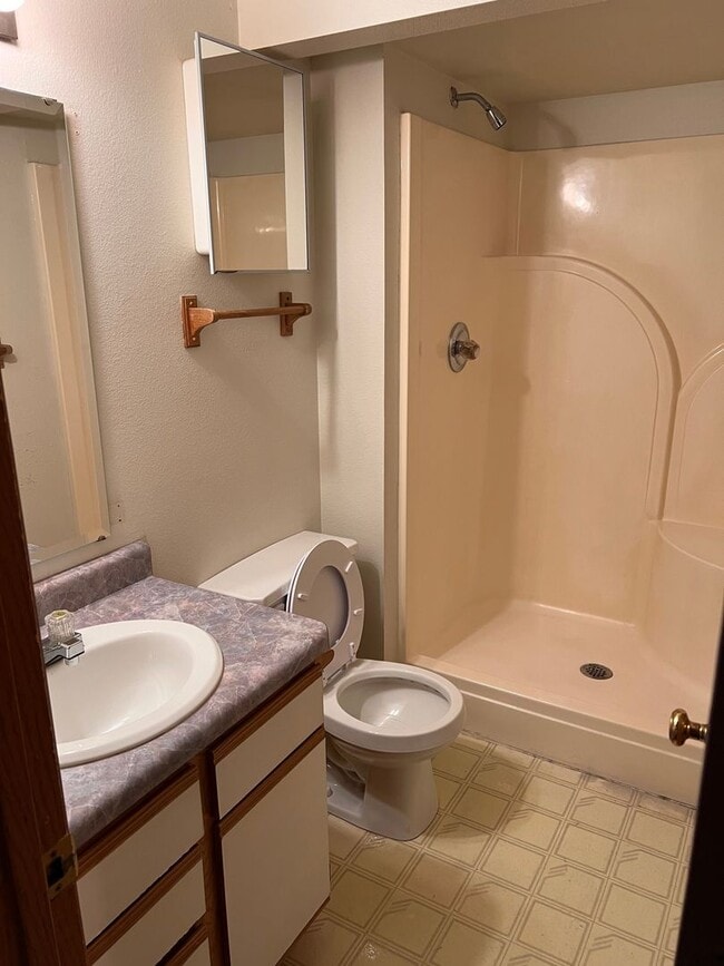 Photo - 741-743 Orchard Street Unit 743