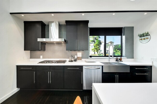 Photo - 1505 Colorado St