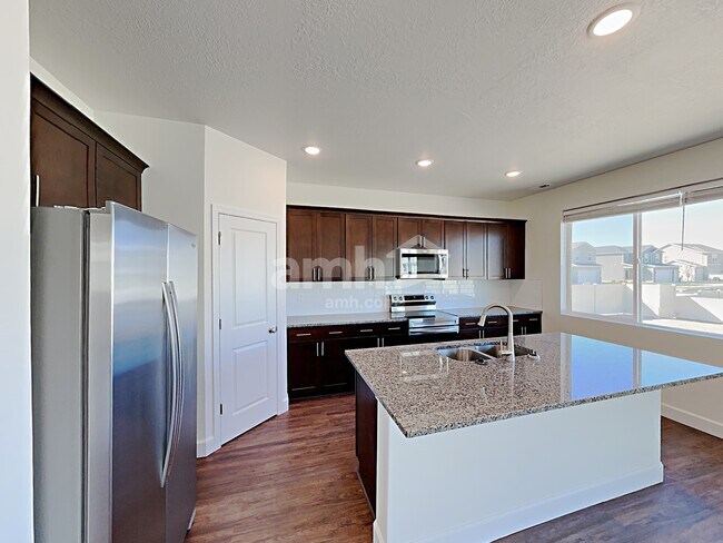 Photo - 291 N Gibbons Ln