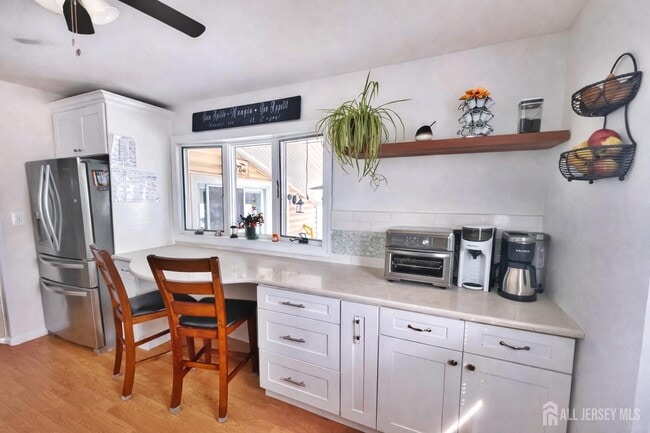 Photo - 100 Pinetree Dr