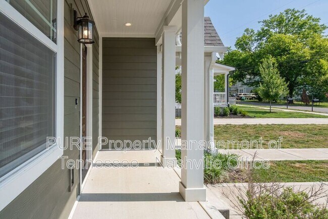 Photo - 1800 Northview Ave