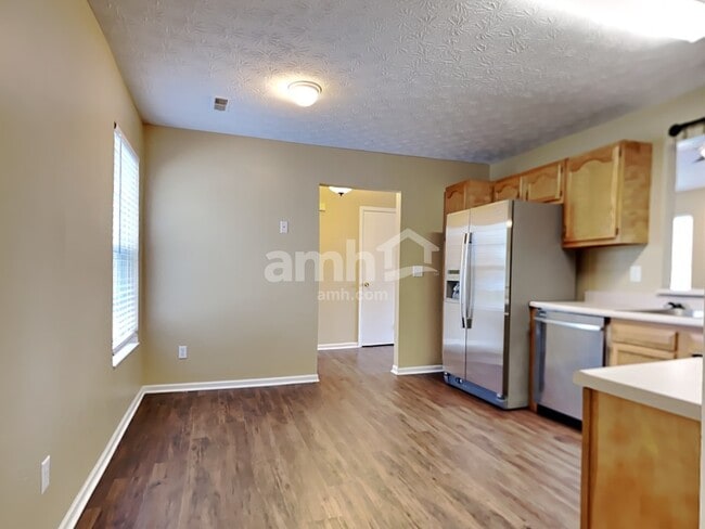 Photo - 72 Shawnee Ct
