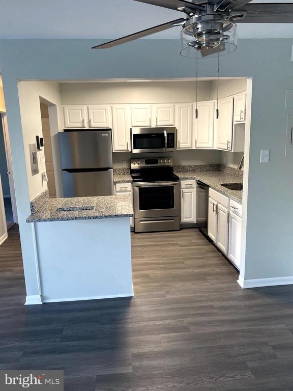 Photo - 10123 Prince Pl Unit 103-10A