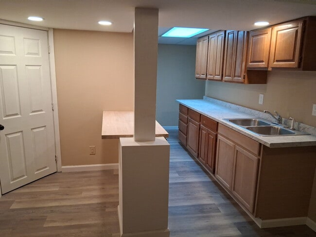 Photo - 1610 Maple Ave Unit 1610 Maple Avenue