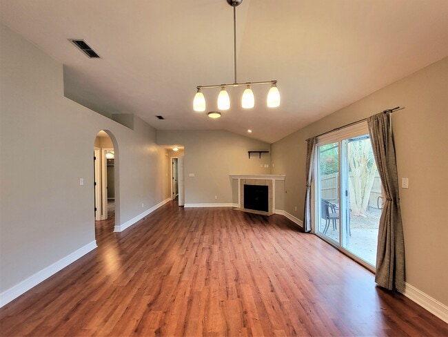 Photo - 2921 Alexis Ln