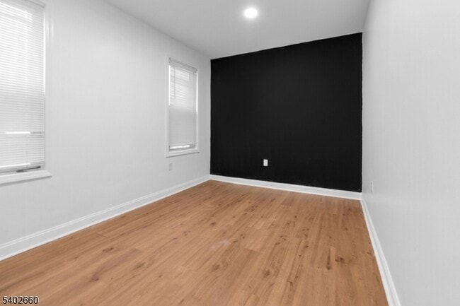 Photo - 45 Seymour Ave