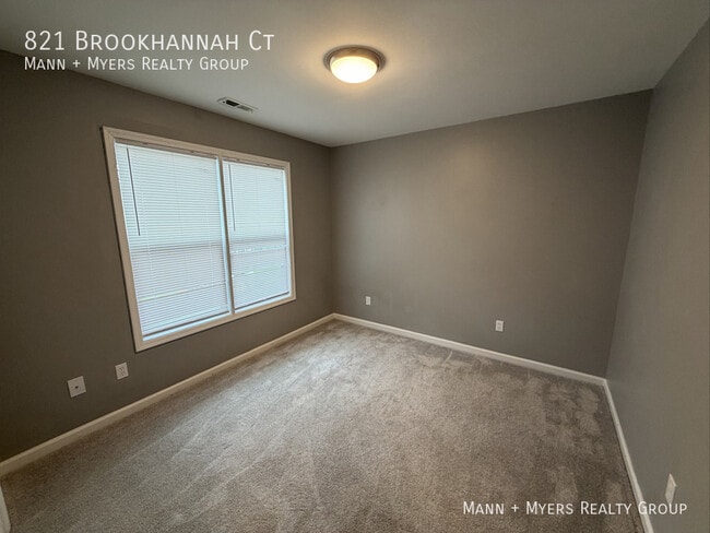 Photo - 821 Brookhannah Ct
