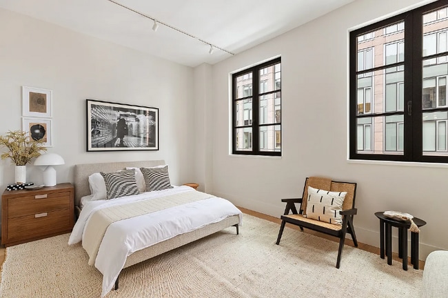 Photo - 517 W 29th St Apartment