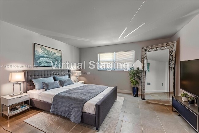 Building Photo - 3350 NE 33rd St Unit 3 Rental