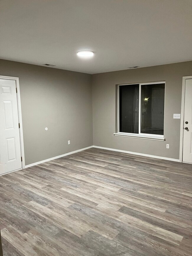 Photo - 1025 SE Freedom Cir