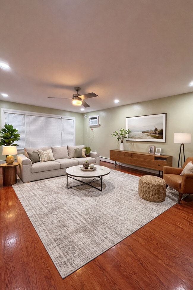 Photo - 5140 W 87th St