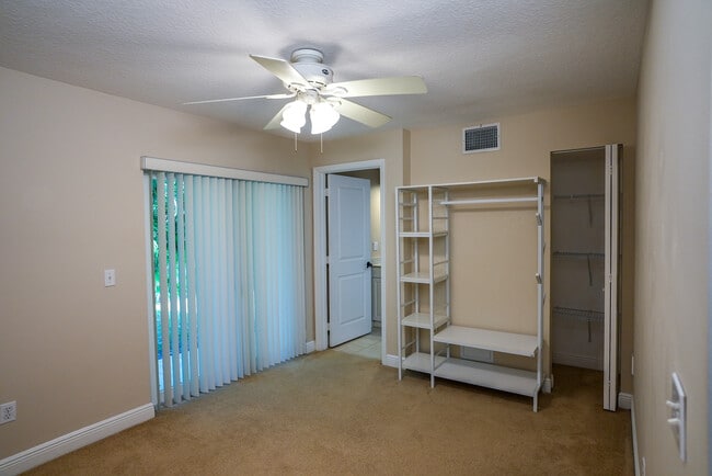 Photo - 1620 42nd Square