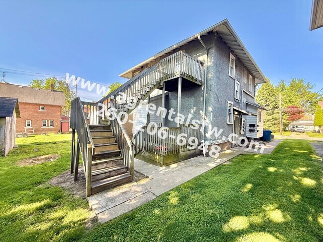 Photo - 209 S West St Unit #2