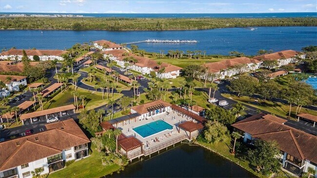 Photo - 6082 SE Landing Way Unit 7