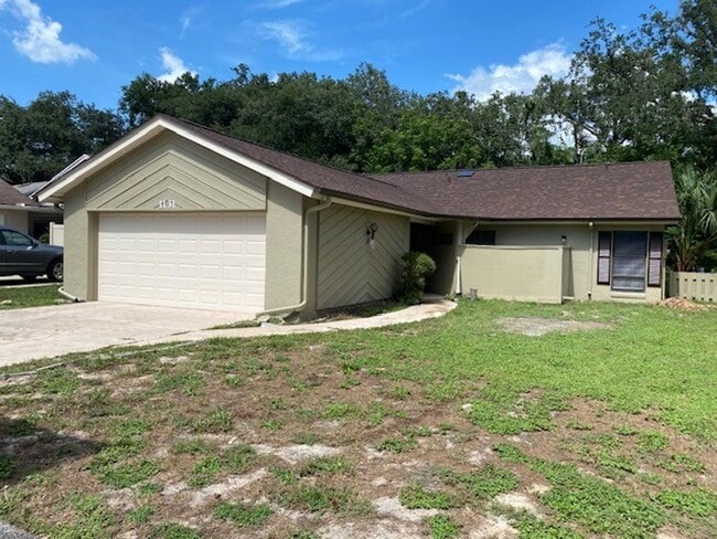 Building Photo - Newly renovated 3/2 Home in the Wedgewood ...