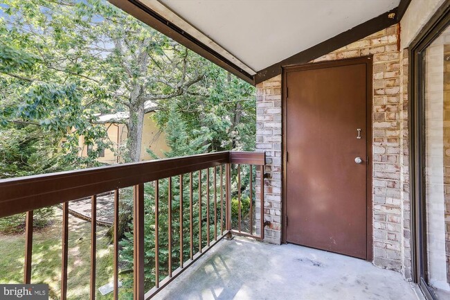 Photo - 2255 Castle Rock Square Unit 21C