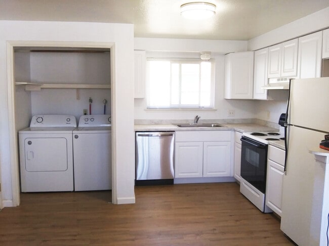 Kitchen and Laundry - 3102 Douglas Dr