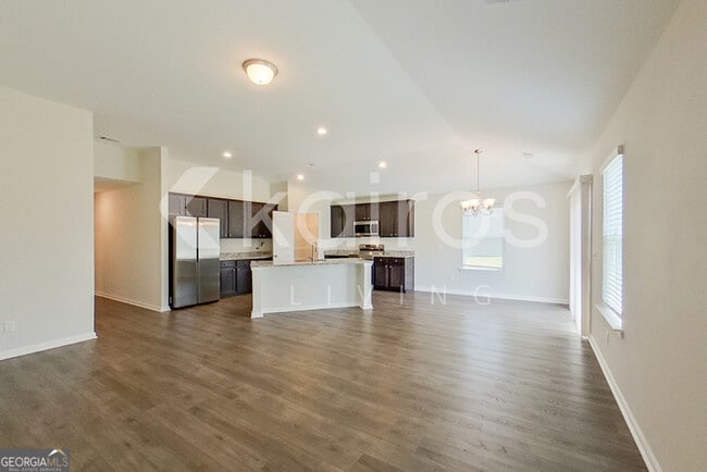 Photo - 107 St Matthew Wy