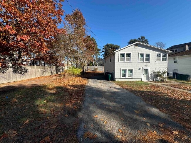 Photo - 157 Hills Beach Rd Unit A