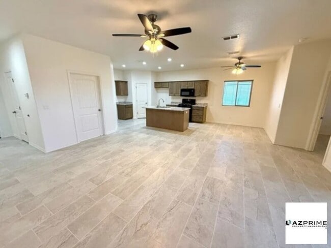 Photo - Spacious 4 bedroom