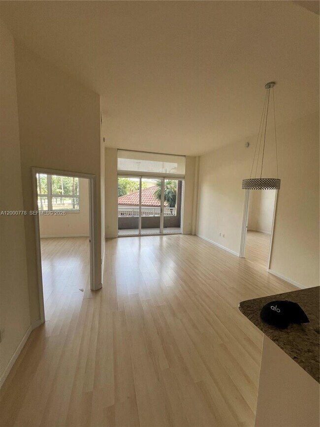 Photo - 19501 W Country Club Dr