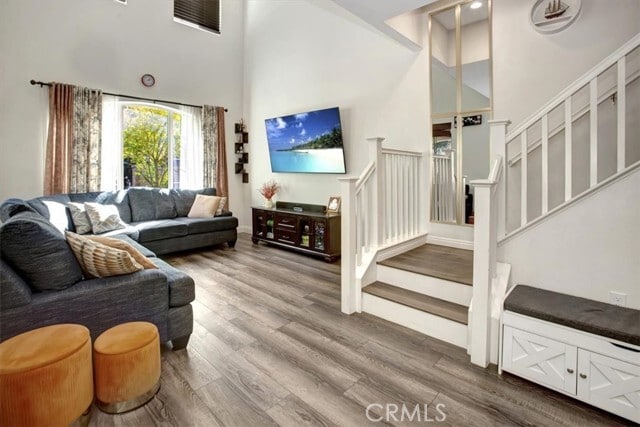 Photo - 83 Prominence