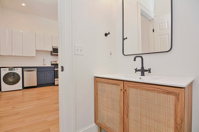 Photo - 244 Weybosset St Unidad 305