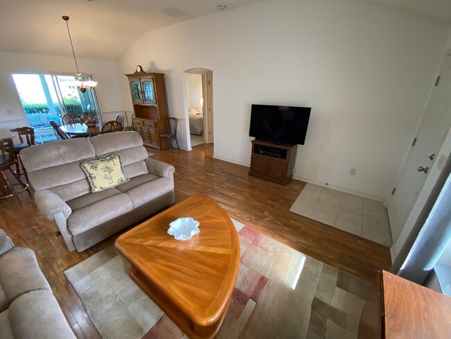 Photo - Beautiful 3 + 2 Fully Furnished/Turnkey AN...