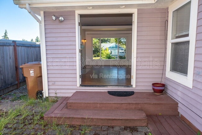 Photo - 4840 N 8th St