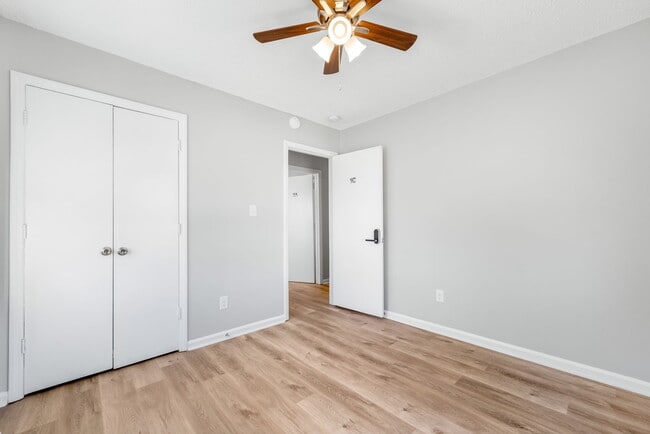 Photo - 1204 Glenarden Dr