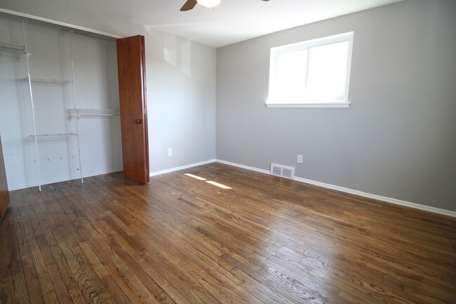 Photo - 2363 Wilshire St