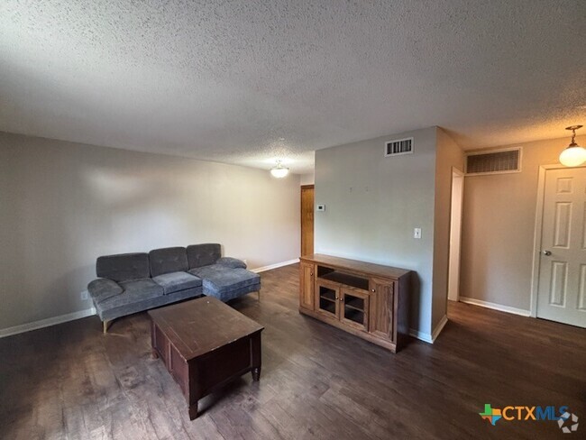 Building Photo - 3804 Palmetto Ave Unit B Rental