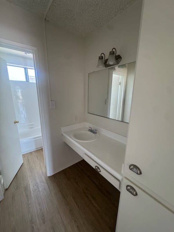 Photo - 6833 Sepulveda Blvd