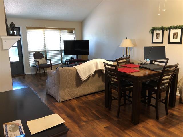 Photo - 808 Rock Creek Dr