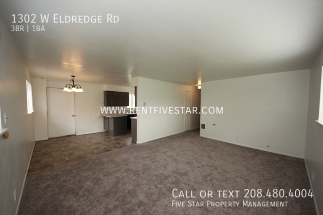Photo - 1302 W Eldredge Rd