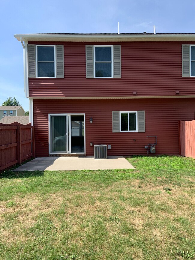 Photo - 204 Betsinger Rd